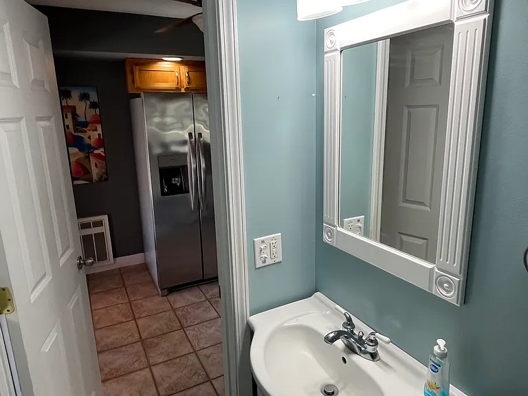 230 Woodrow St — Photo 7