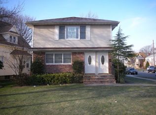 2162 Brooklyn Ave APT A, Merrick, NY 11566