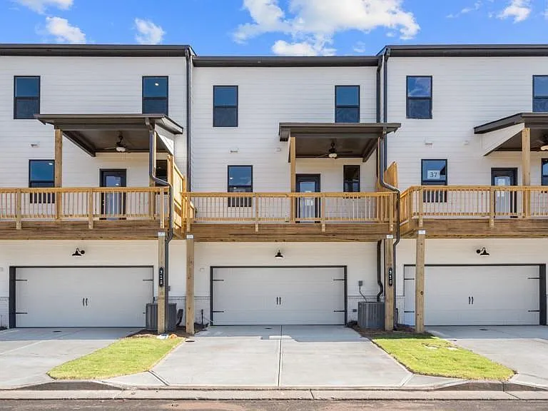 312 Cornett Way — Photo 37