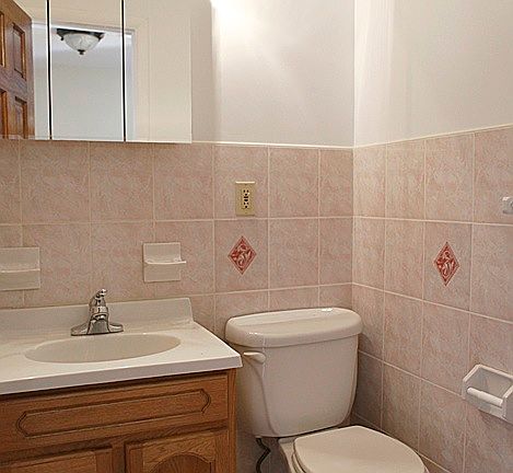 5th image of 50 Van Buren St APT 3
