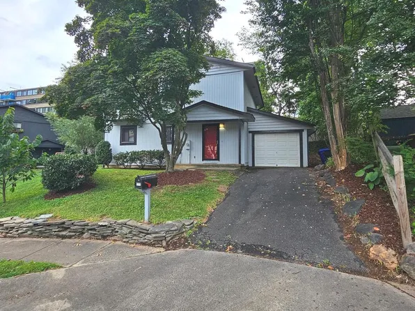 1108 N Rockingham St, Arlington, VA 22205