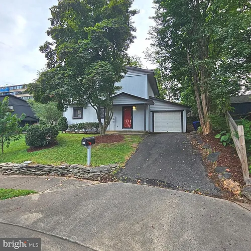 1108 N Rockingham St Photo 1