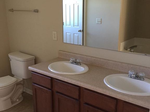 3rd image of 10756 Tedder Lake Dr