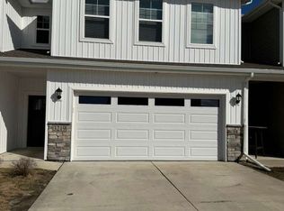 3219 NW Cedarwood Ln, Ankeny, IA 50023