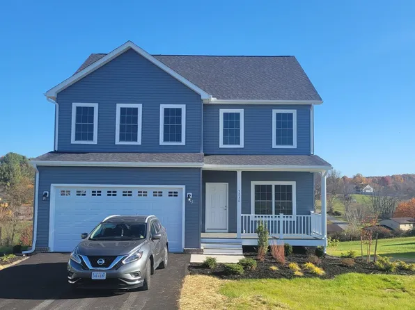 5230 Country Meadow Dr, Dublin, VA 24084