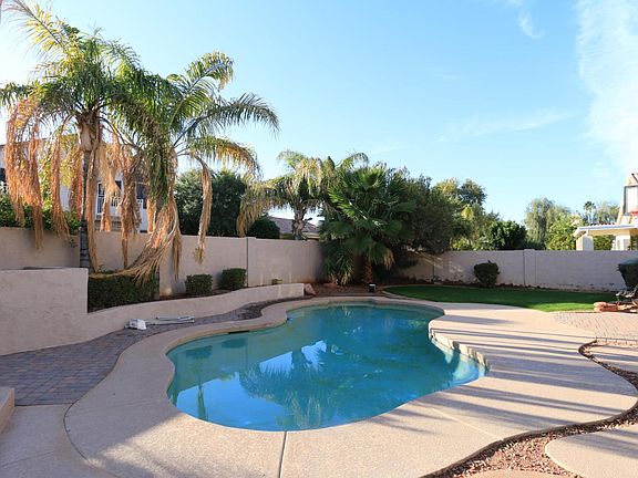 4th image of 1801 W Goldfinch Way