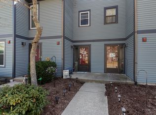 110 Dean St UNIT 94, Taunton, MA 02780