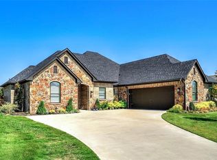 2400 Remuda Dr, Sherman, TX 75092