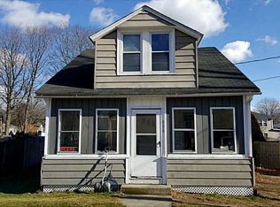 434 Nausauket Rd, Warwick, RI 02886