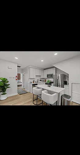 1046 Russell Blvd #A Photo 1