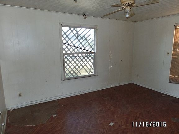 5th image of 1233 Mayo St