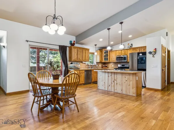 93 Landmark Dr, Belgrade, MT 59714