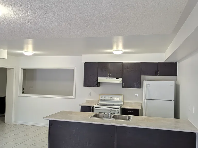 200 Veterans Dr #91 — Photo 3