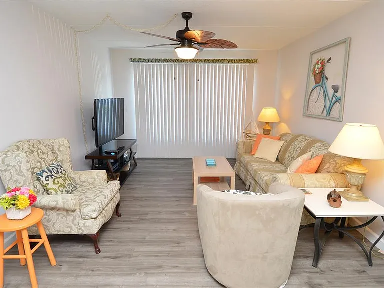 12760 Indian Rocks Rd #605 — Photo 18
