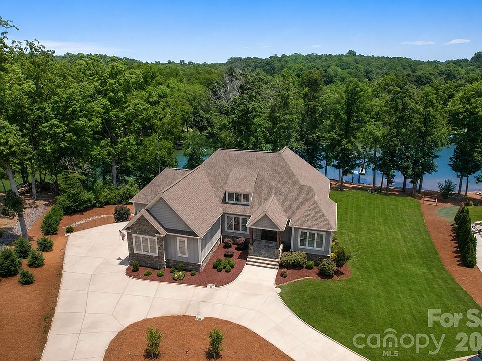 1st image of 827 Misty Arbor Frd