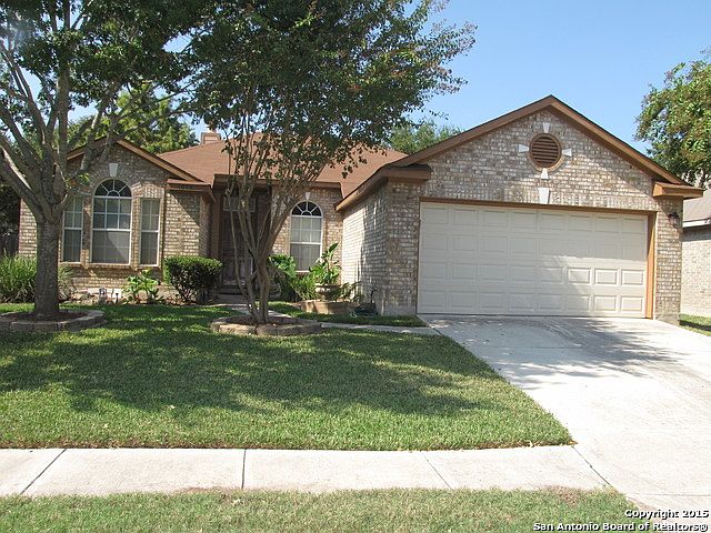 1st image of 1028 Crimson Cove Dr
