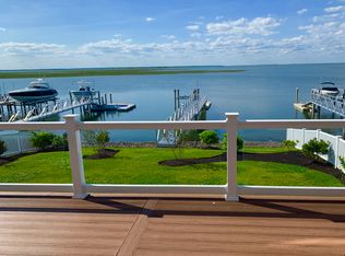 12 Golf Course Dr, Brigantine, NJ 08203