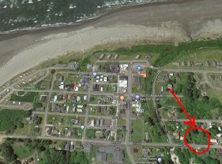 20 N 4th St, Pacific Beach, WA 98571