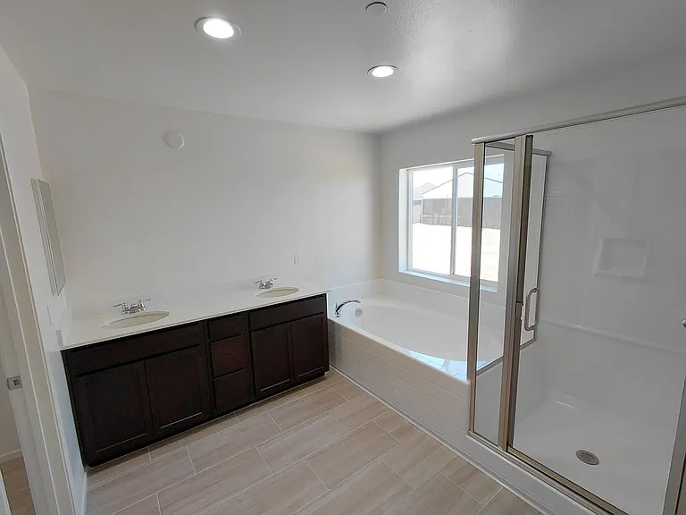 485 Palomino Ct — Photo 26