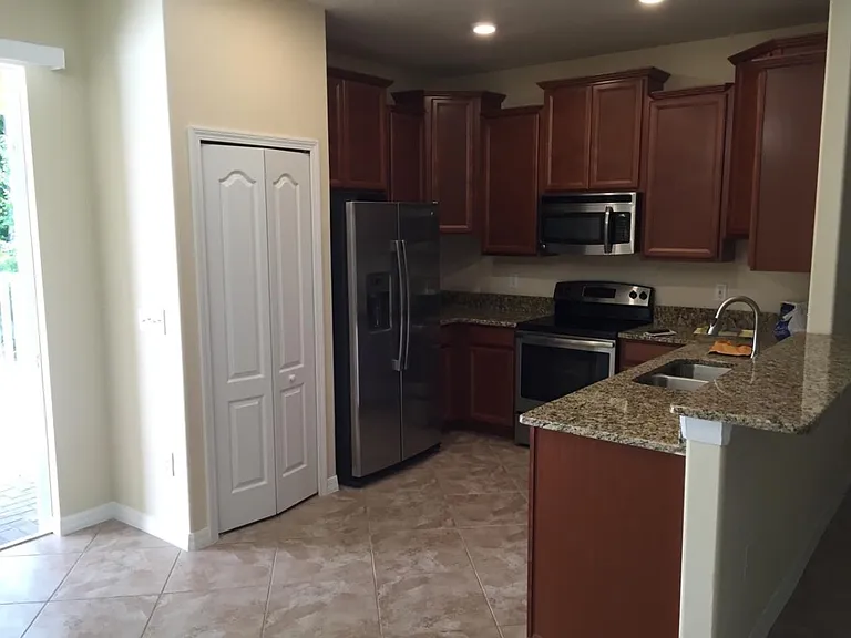 11924 Greengate Dr — Photo 10