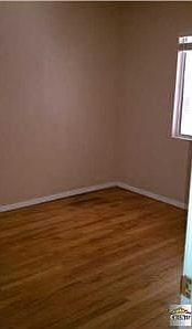 5th image of 12653 Bradley Ave