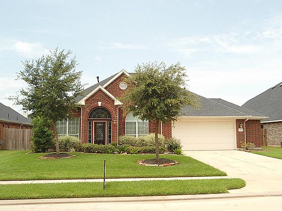 2810 Firecrest Dr. Front Elevation