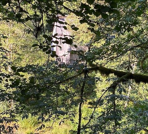 2nd image of 21175 Wilson River Hwy