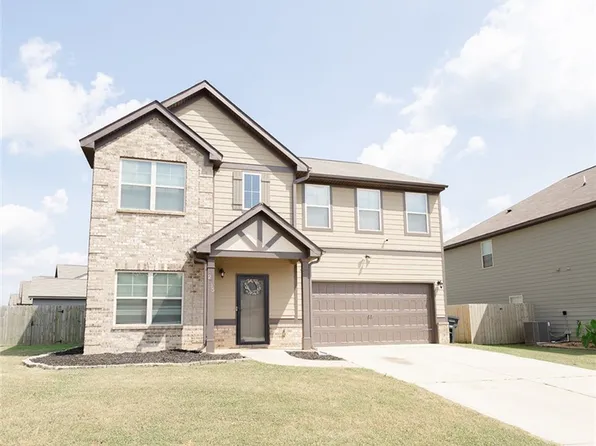 2715 Dunstan Ln, Opelika, AL 36804