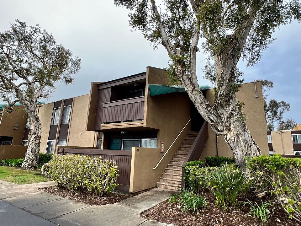 1st image of 3454 Castle Glen Dr Unit 132