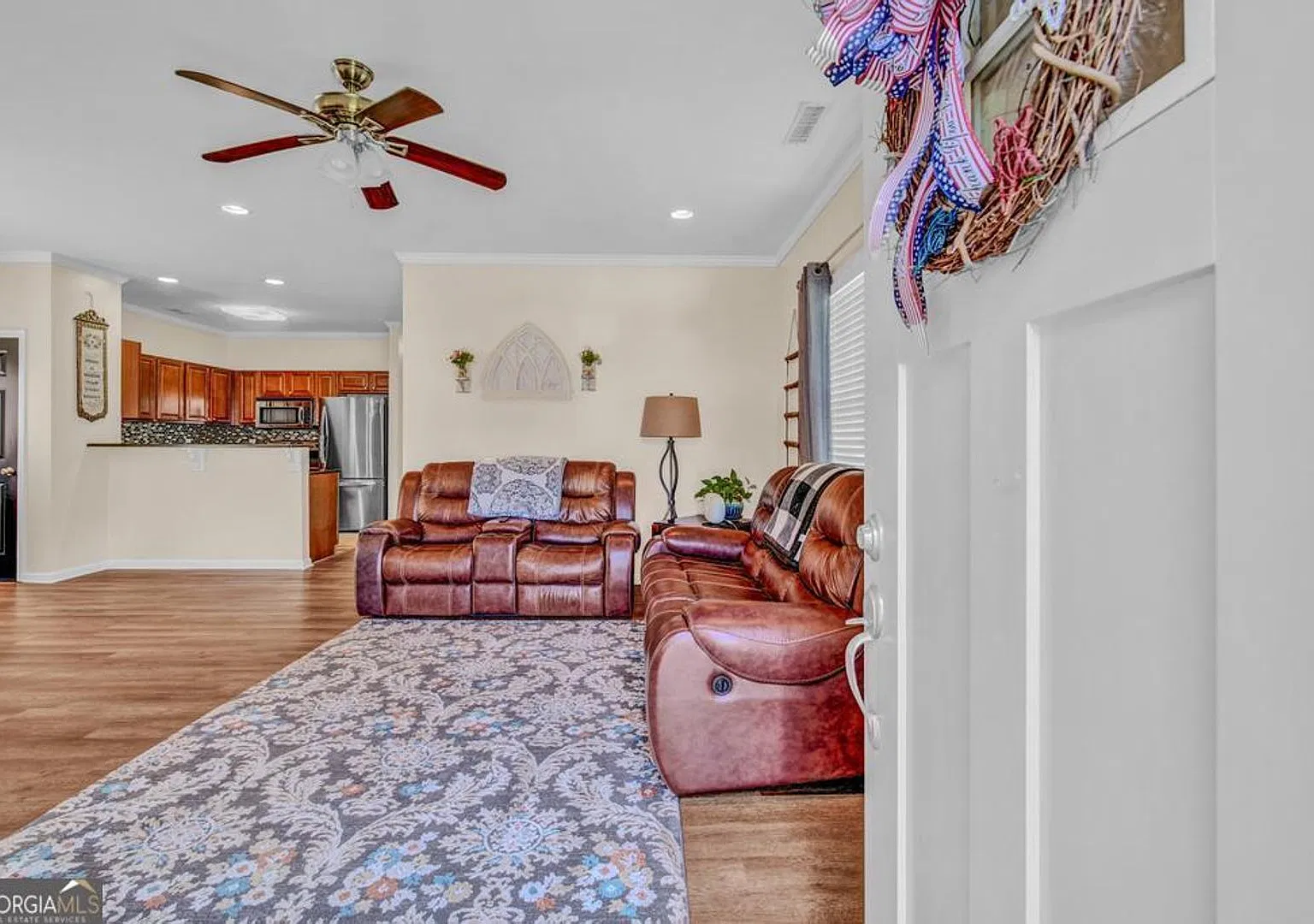 Well Maintained 3 Bedroom Home, Walkable to downtown Zebulon — Photo 2