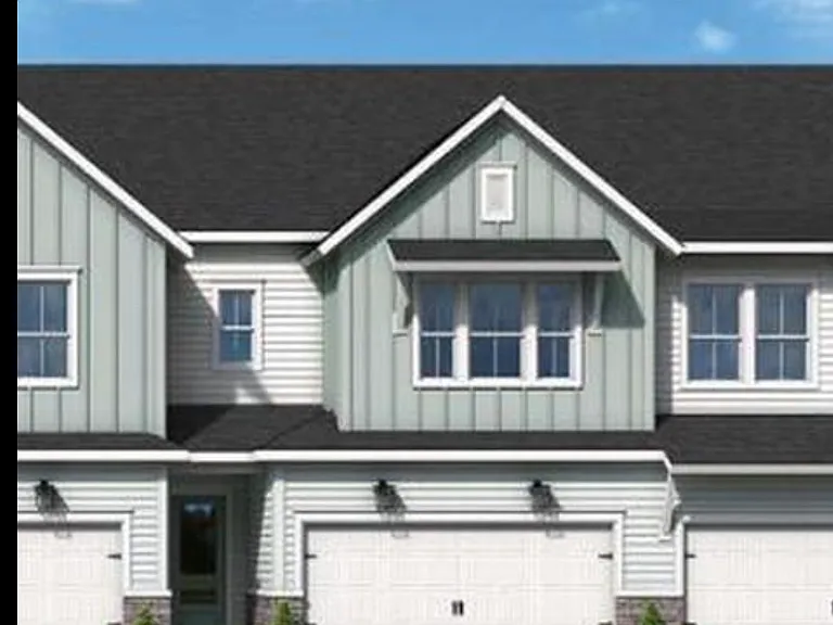 244 Newtown Creek Dr — Photo 1