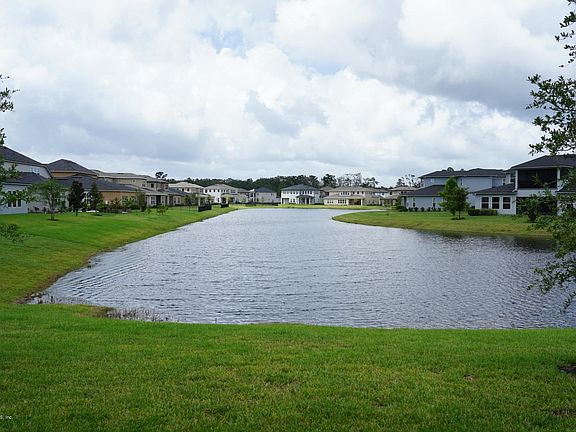 4th image of 43 Marinda Pl