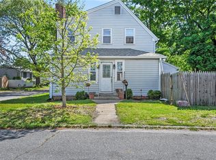 272 Pequot Ave, Warwick, RI 02889