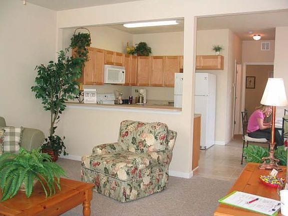 Livingroom Kitchen Area