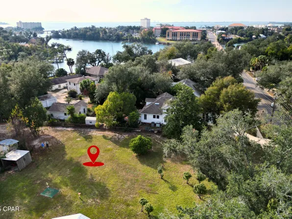 E 4th St, Panama City, FL 32401