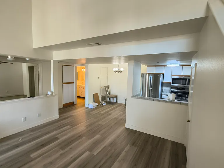 2477 S Village Green Dr — Photo 8
