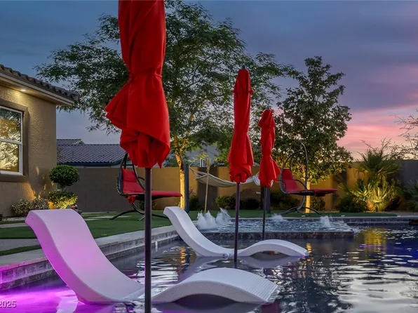 274 Chartan Ave, Las Vegas, NV 89183