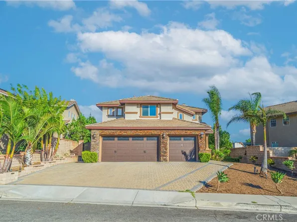 5569 Spur Ct, Fontana, CA 92336