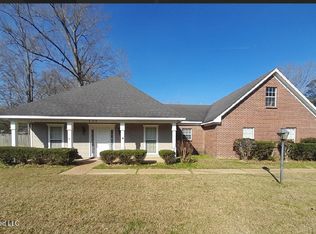 133 Wildwood Blvd, Jackson, MS 39212