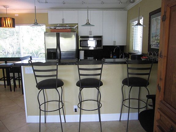 4th image of 6660 Ocean Blvd #16