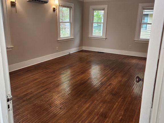 5th image of 93 Horne St