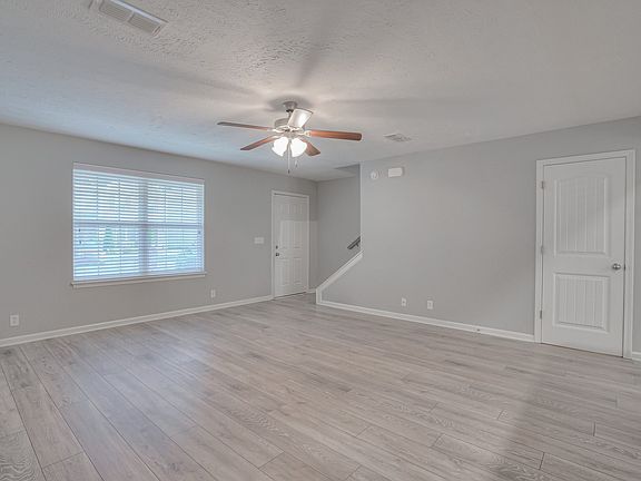 5th image of 3534 Nightshade Dr