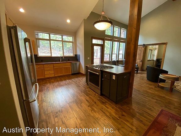 5th image of 60495 Seventh Mountain Dr