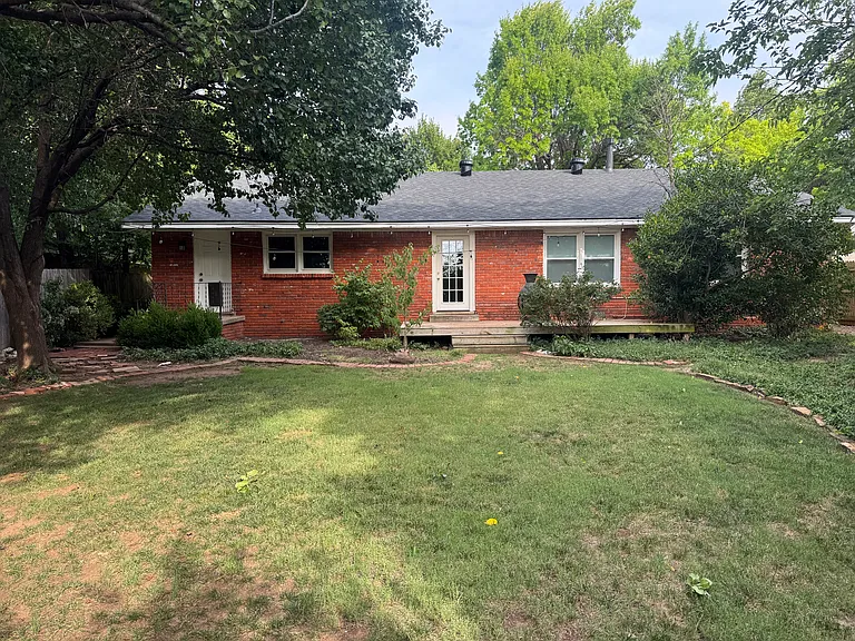 9817 Chesterton Pl — Photo 10