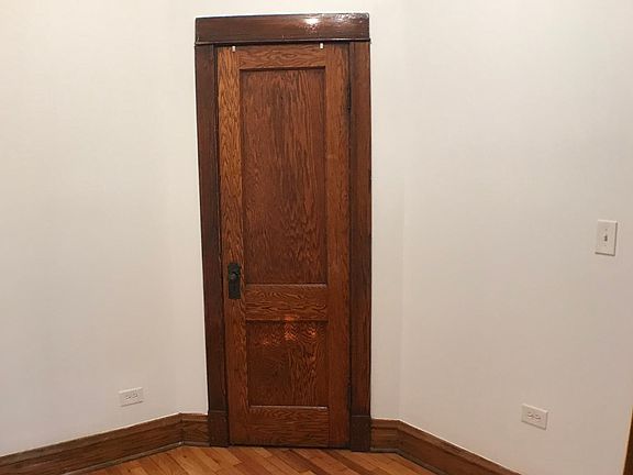 5th image of 2309 N Sawyer Ave #2