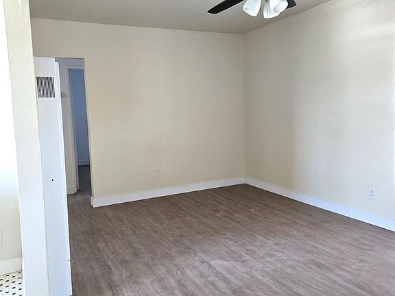 4th image of 9450 S Western Ave #2A