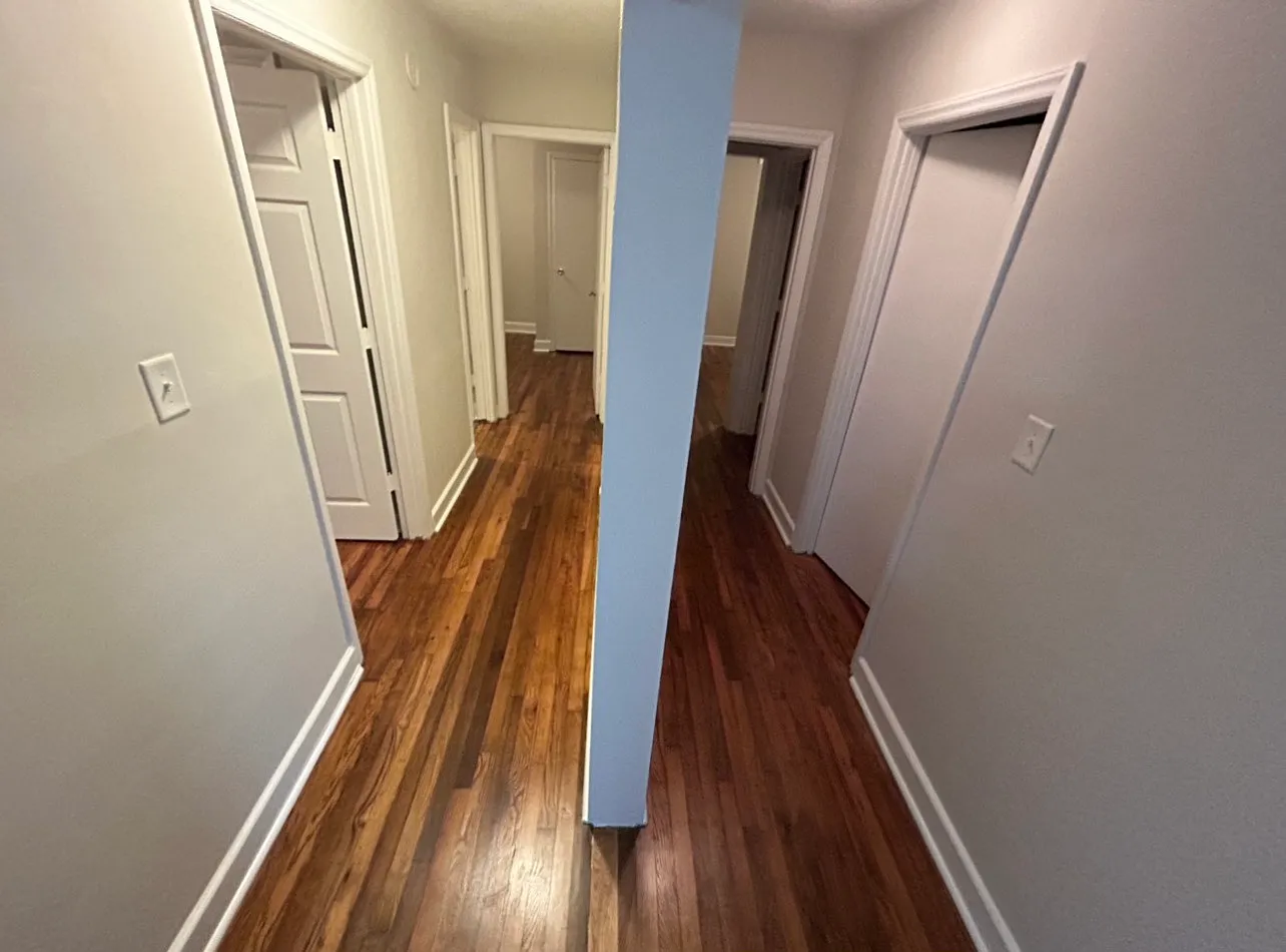 5 bed, 1364 sqft, $2,150 — Photo 2