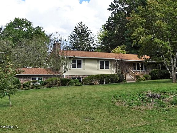 2nd image of 2028 W Velmetta Cir