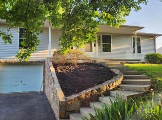 4950 Mount Holland Dr SW, Roanoke, VA 24018