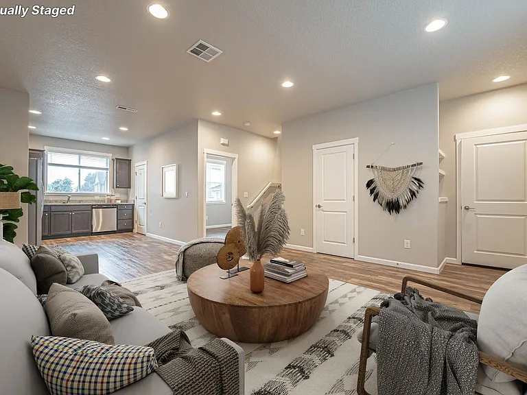 14425 NE 22nd Ave — Photo 5
